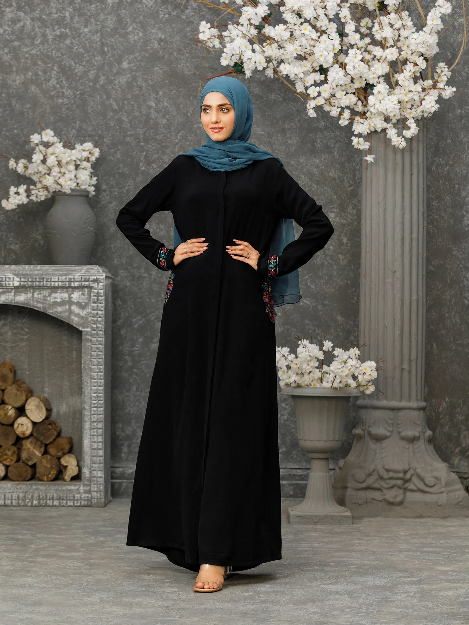 Abaya Badamwari Bagh Black