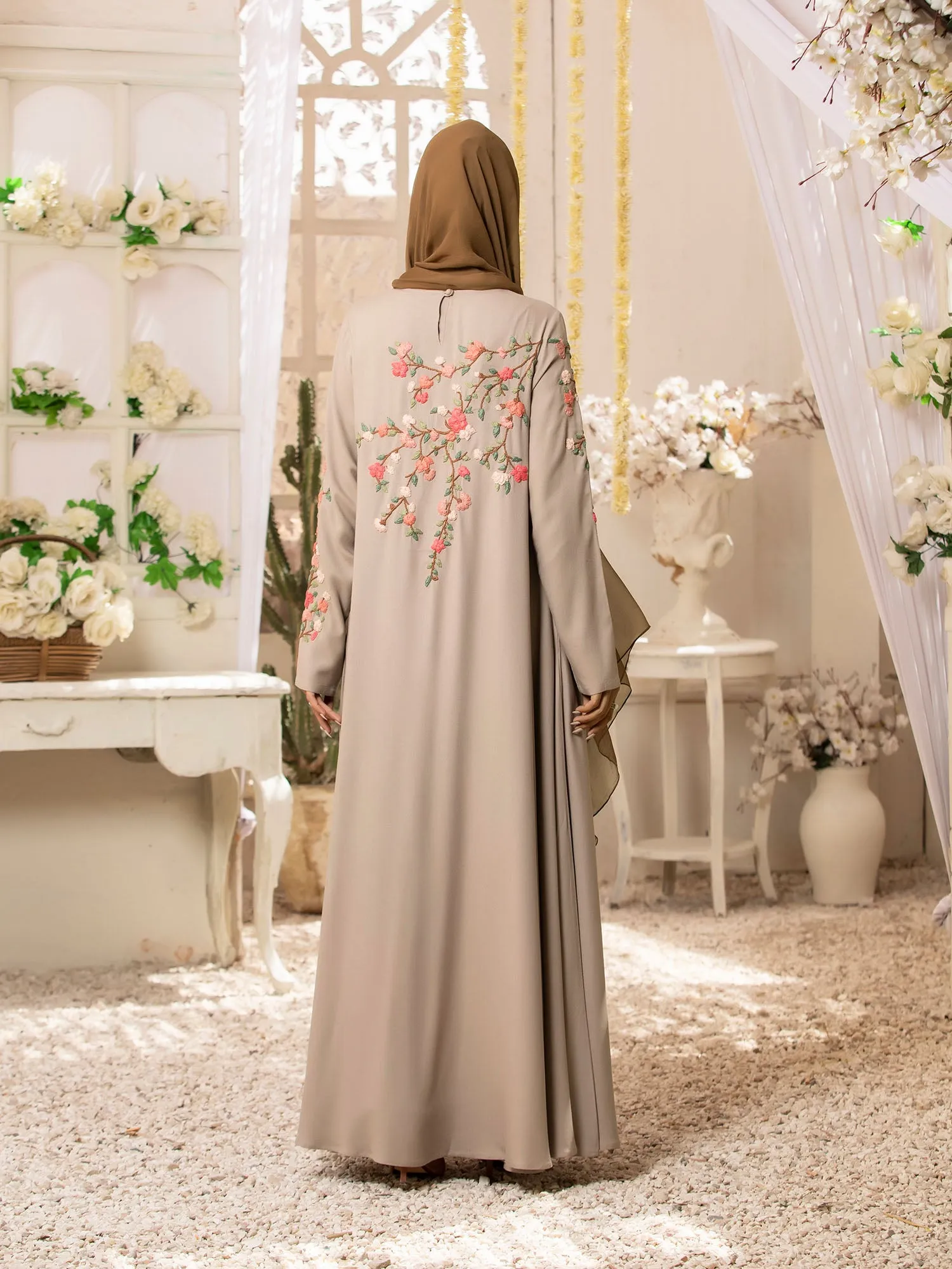 Abaya Floral Cocktail