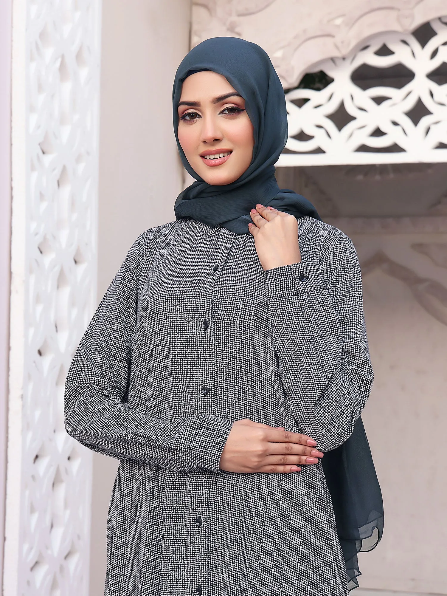 Abaya Houndstooth