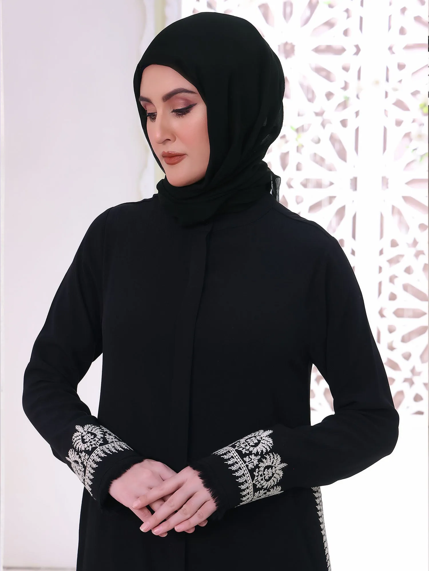 Abaya Lazy Daisy