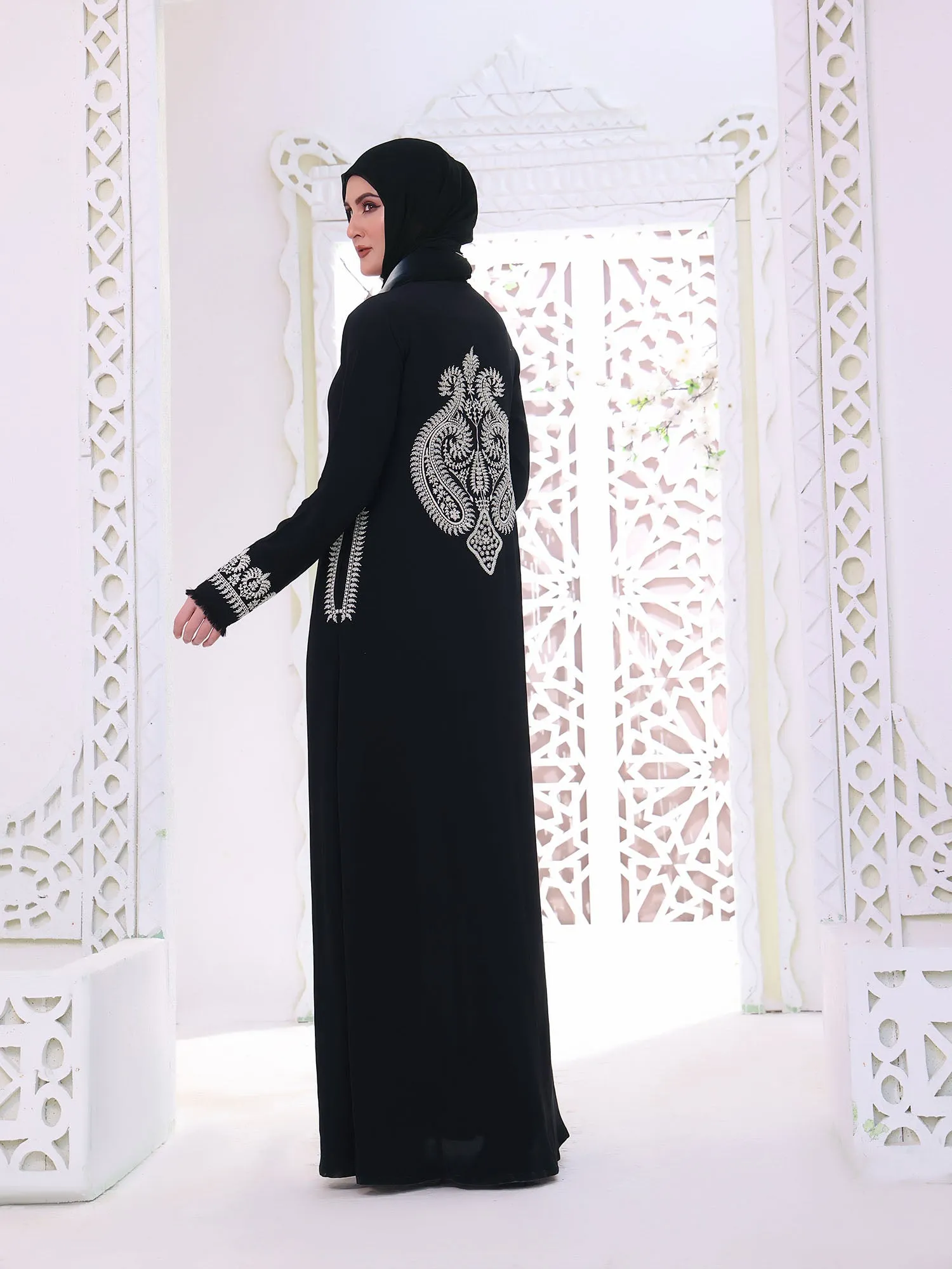 Abaya Lazy Daisy