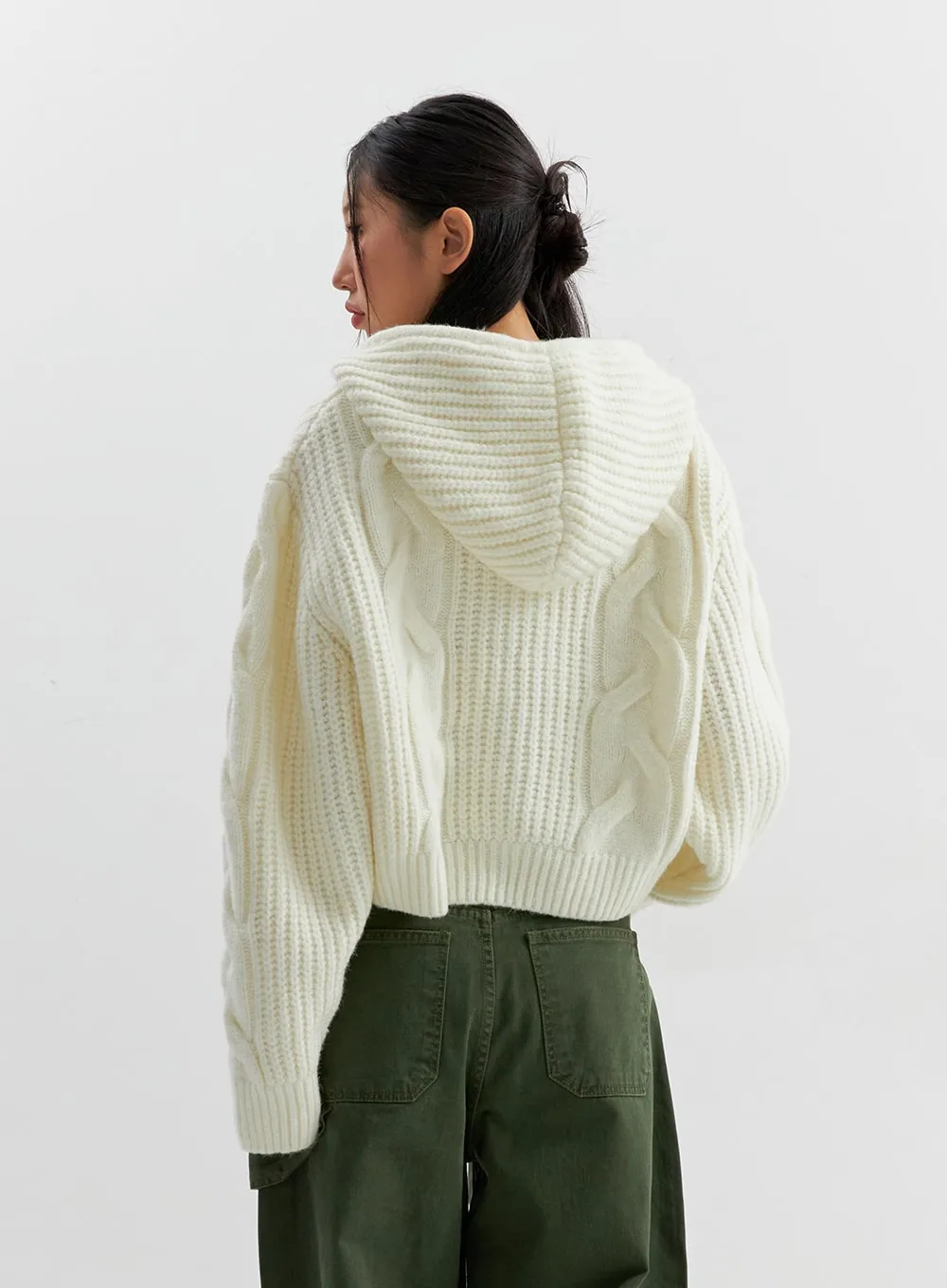 Cable Knit Hooded Zip Up Sweater CO306