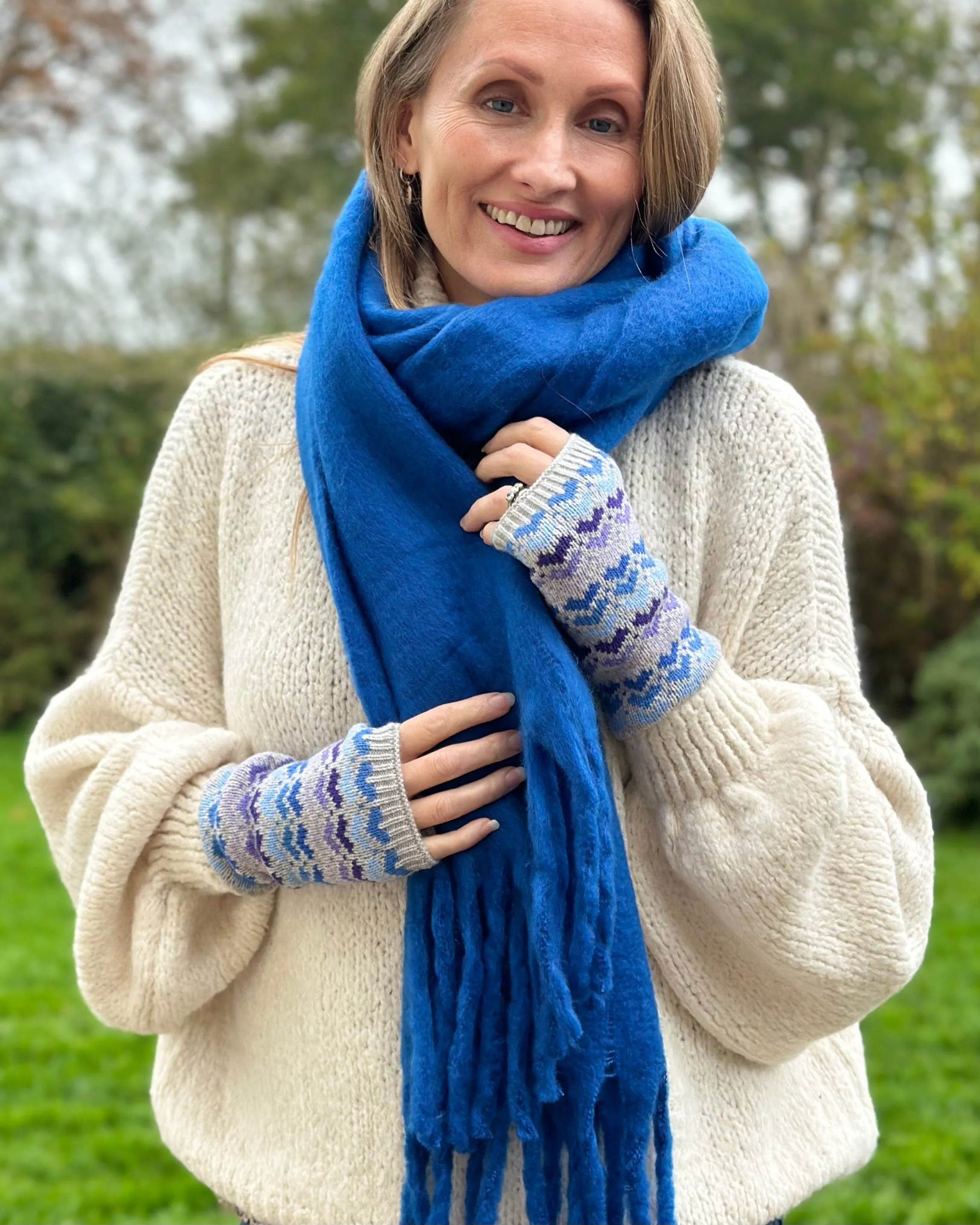 Cosy Plain Winter Scarf - Royal Blue