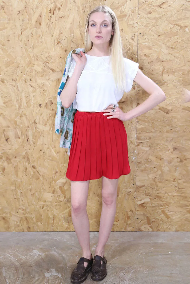 High Waisted Red Pleated Mini Skirt