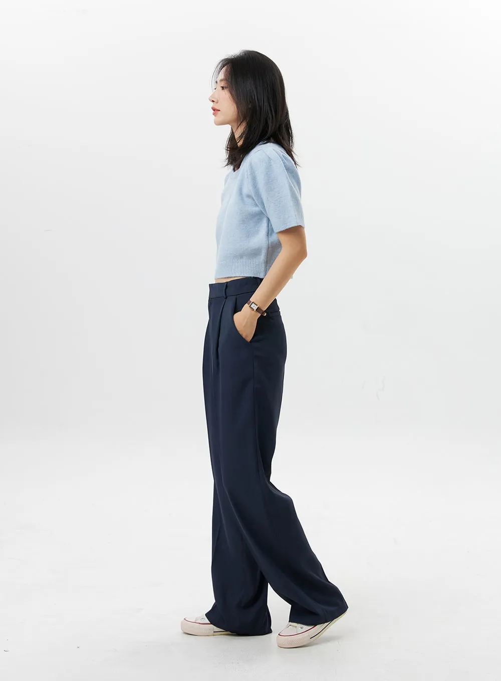 Loose-Fit Pintuck Pants OG318