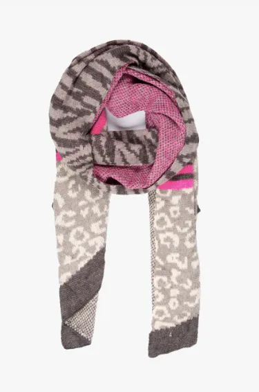 Maggie Tiger Leopard Blanket Scarf in Pink/Grey