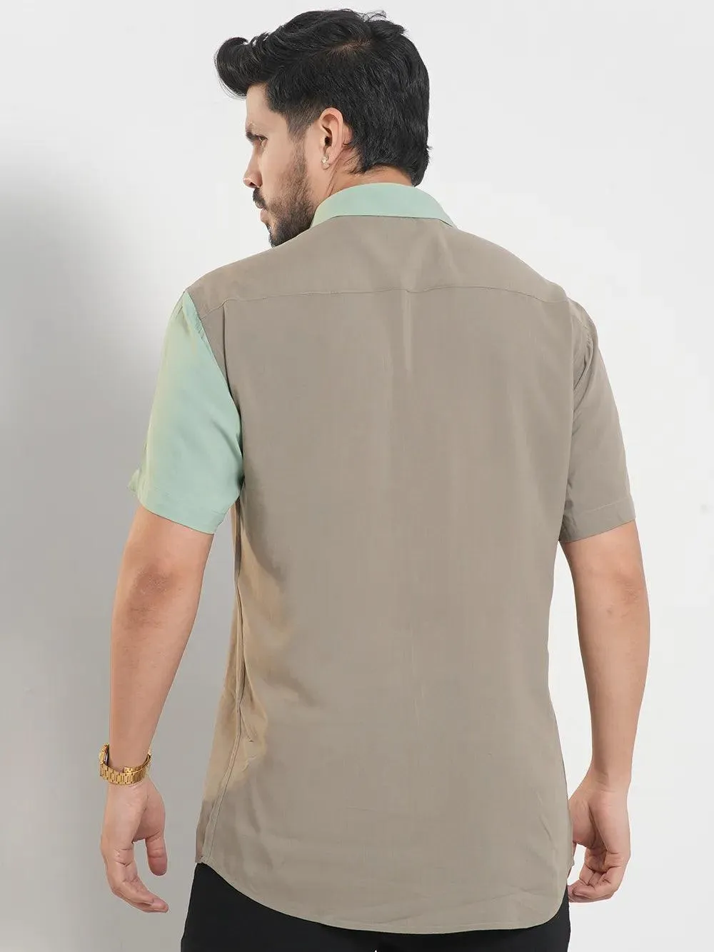 Men's Short Sleeve Casual Shirt in Olive Grove Contrast