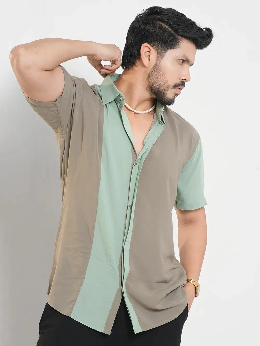 Men's Short Sleeve Casual Shirt in Olive Grove Contrast