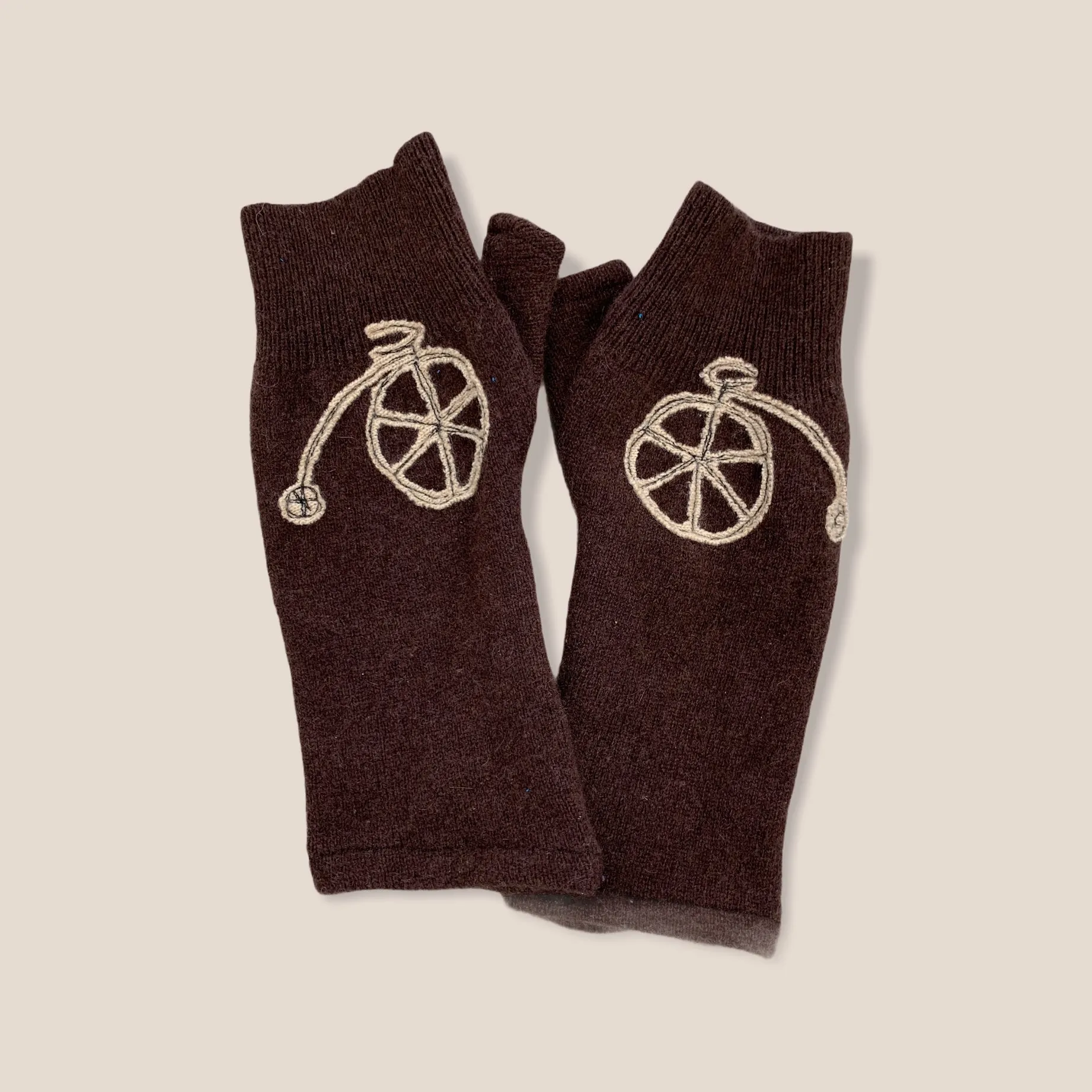 NEW! Cashmere Gloves with Bikes by Sardine