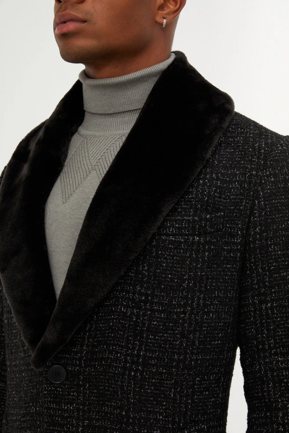 Slim Fit Cachet Shawl Collar Black Wool Blend Overcoat