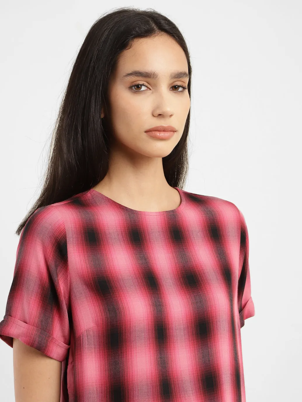 Women's Checkered Round Neck Top